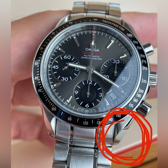 ✨Men’s Omega Speedmaster
DATE / DAY‑DATE AUTOMATIC
CHRONOGRAPH 40 MM - Picture 5 of 16